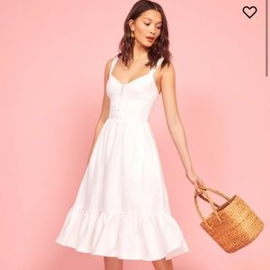 Brand new Reformation Dolci Linen Dress